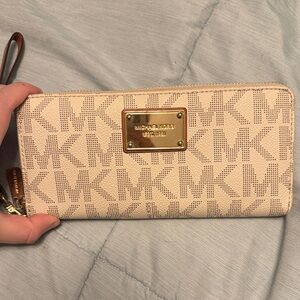 Michael Kors Beige Wristlet Wallet